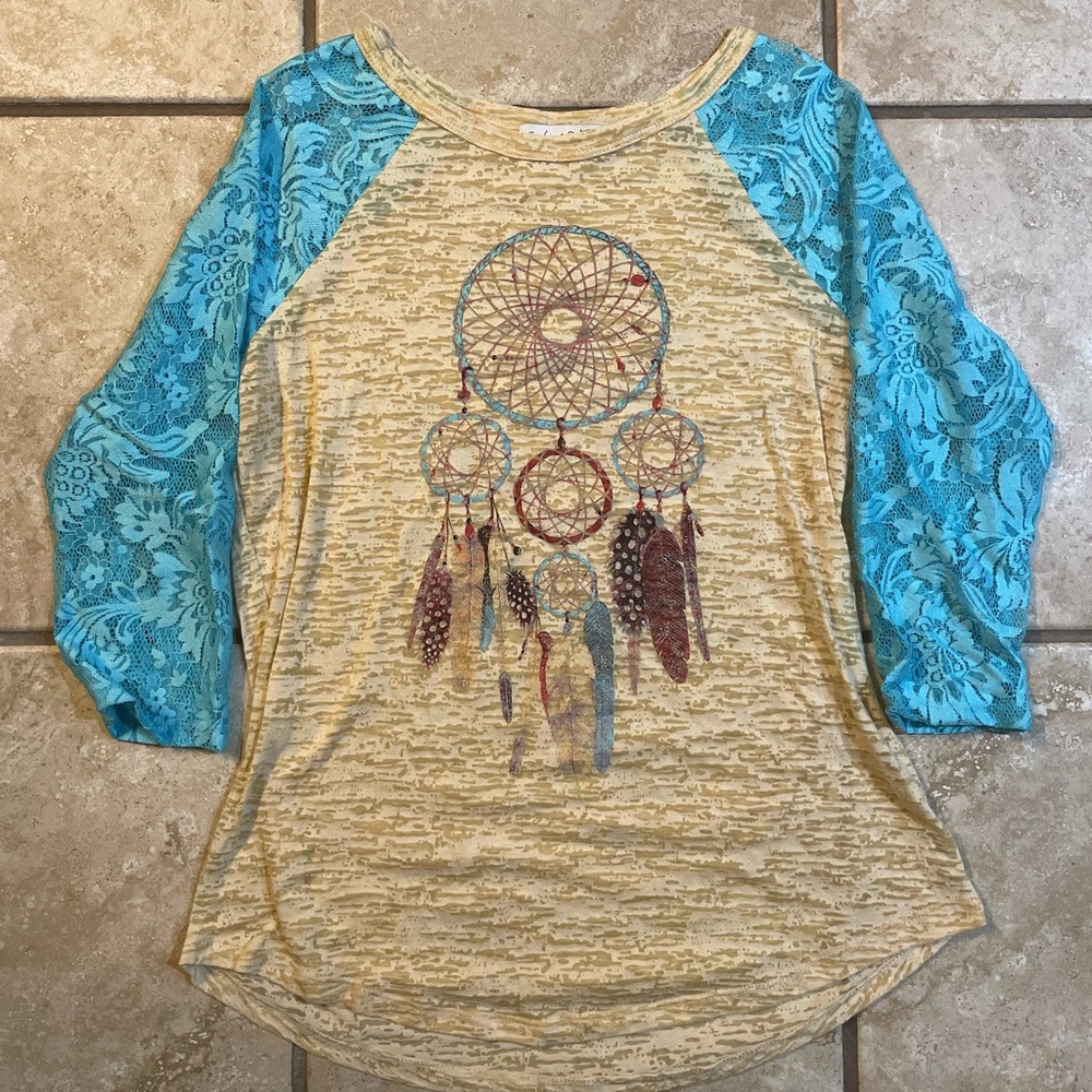 Sunshine & Rodeo medium Lace dream catcher shirt